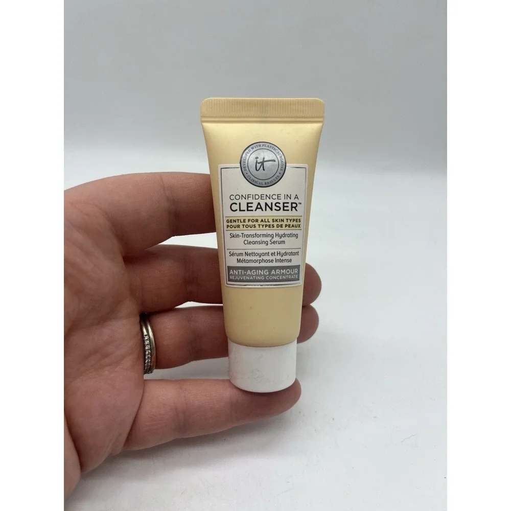 Confidence in a Cleanser Anti Aging Transforming Hydrating Cleansing Serum 0.6oz